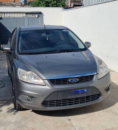 FORD FOCUS 2.0 16V FLEX 4P AUTOMÁTICO